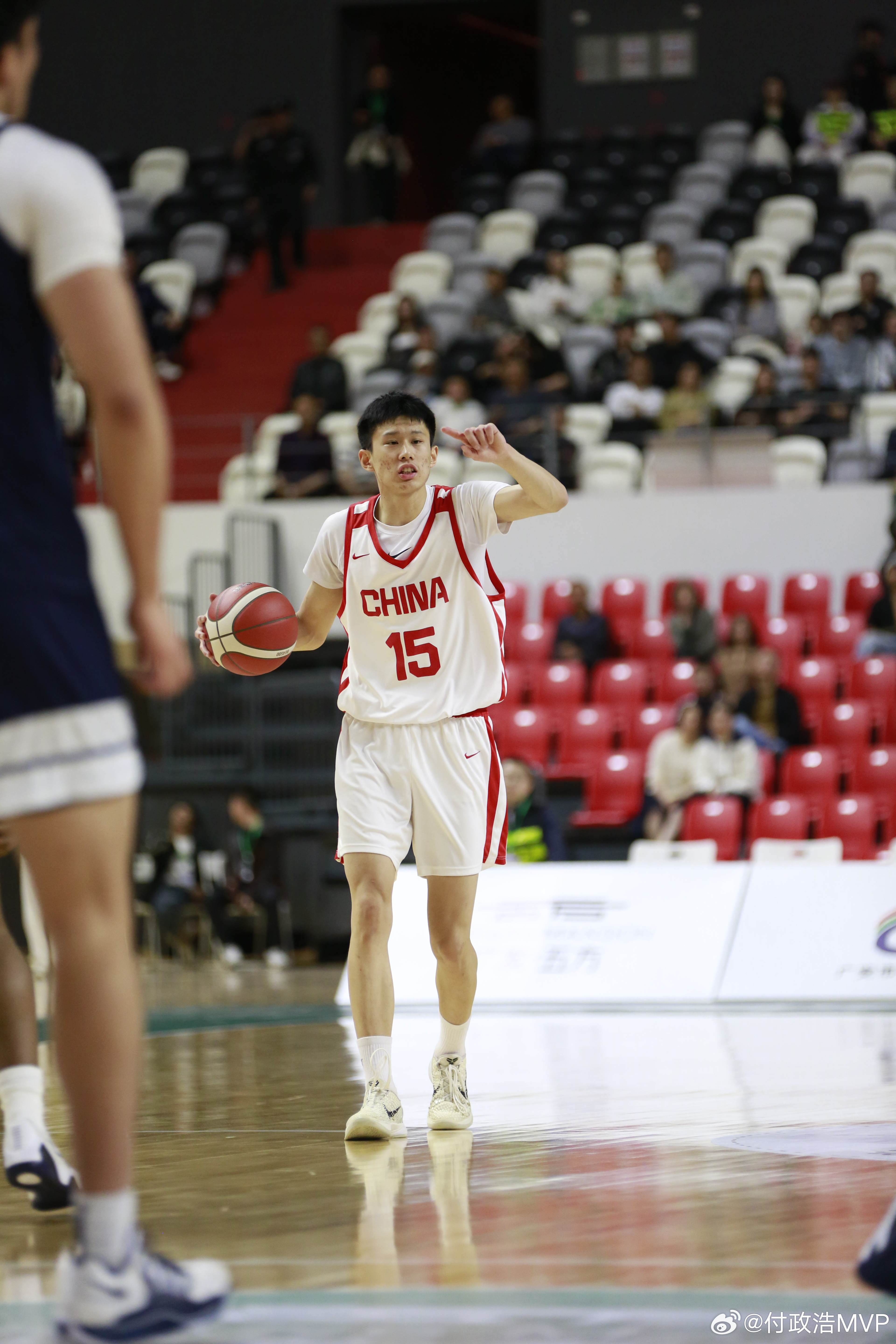 昨晚，中国U18男篮在2026年中国国青男篮热身赛（广安站）的首战中以73:74