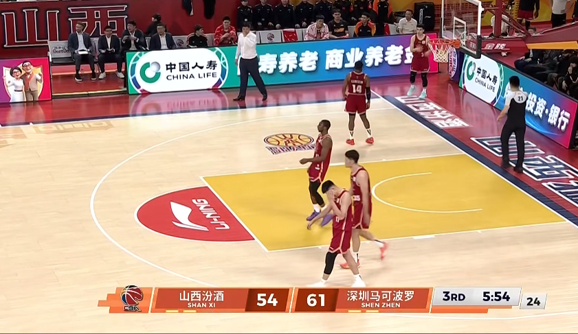 既然深圳队知道给阿利兹-约翰逊打挡拆的话，为啥想不到给王浩然打挡拆呢？山西男篮v