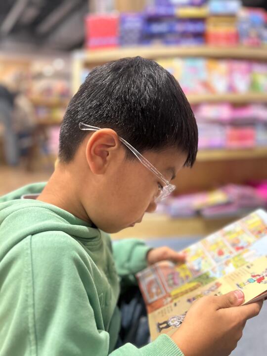 爱读书的孩子