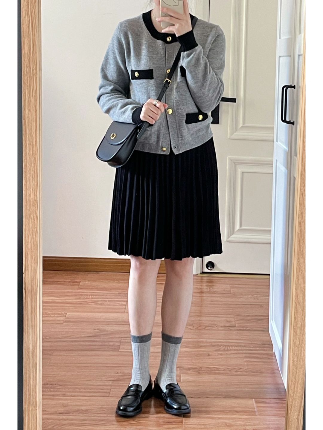 喜欢的灰色穿搭～