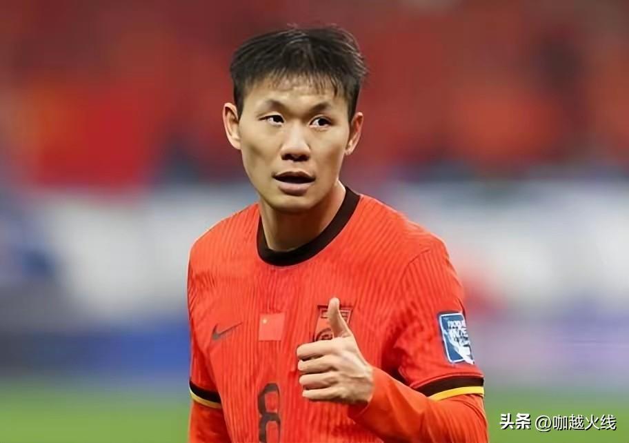 从山东泰山队国脚（段刘愚）都只是替补队员，难以想象韩鹏的主力多么难以挤进去啊？