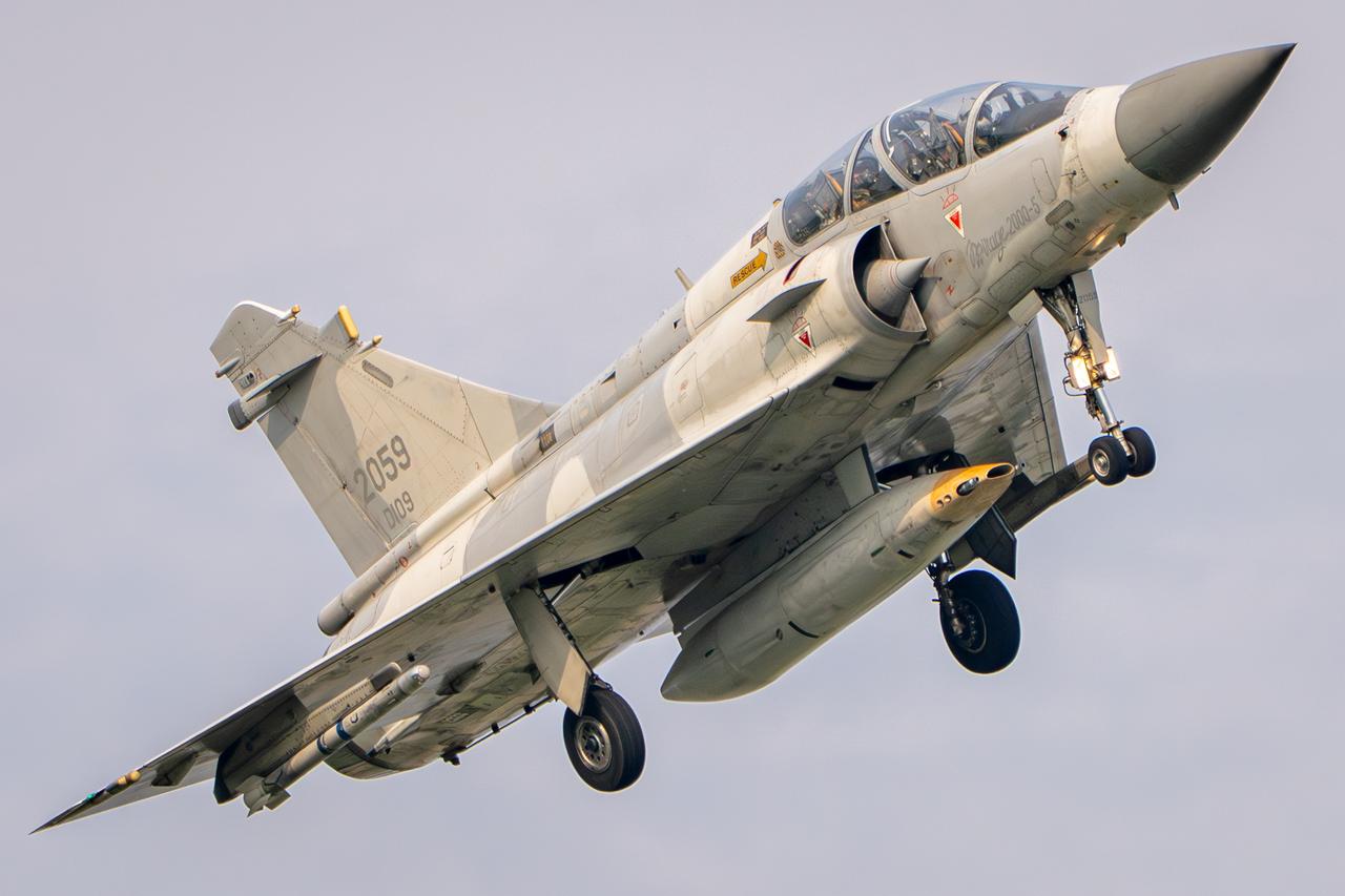 台第二战术战斗机联队（图1-图3）
Dassault Mirage 2000 M
