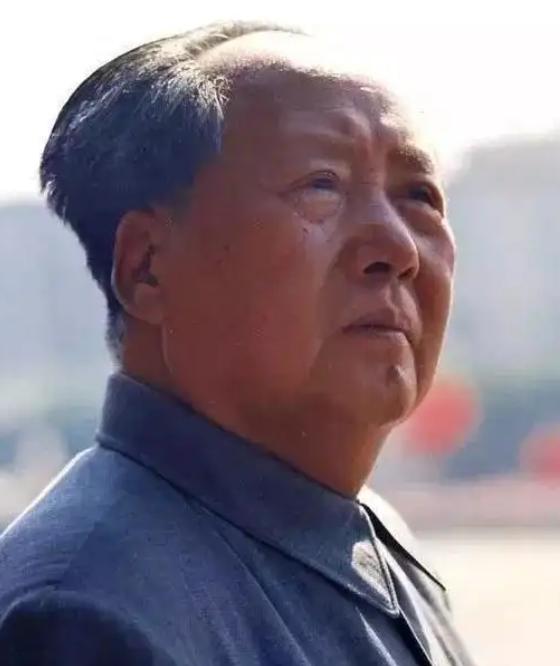 什么是大国？再富足，再强大，可一直忍让，一直退缩，其他的大小国家不侵略你，侵略谁