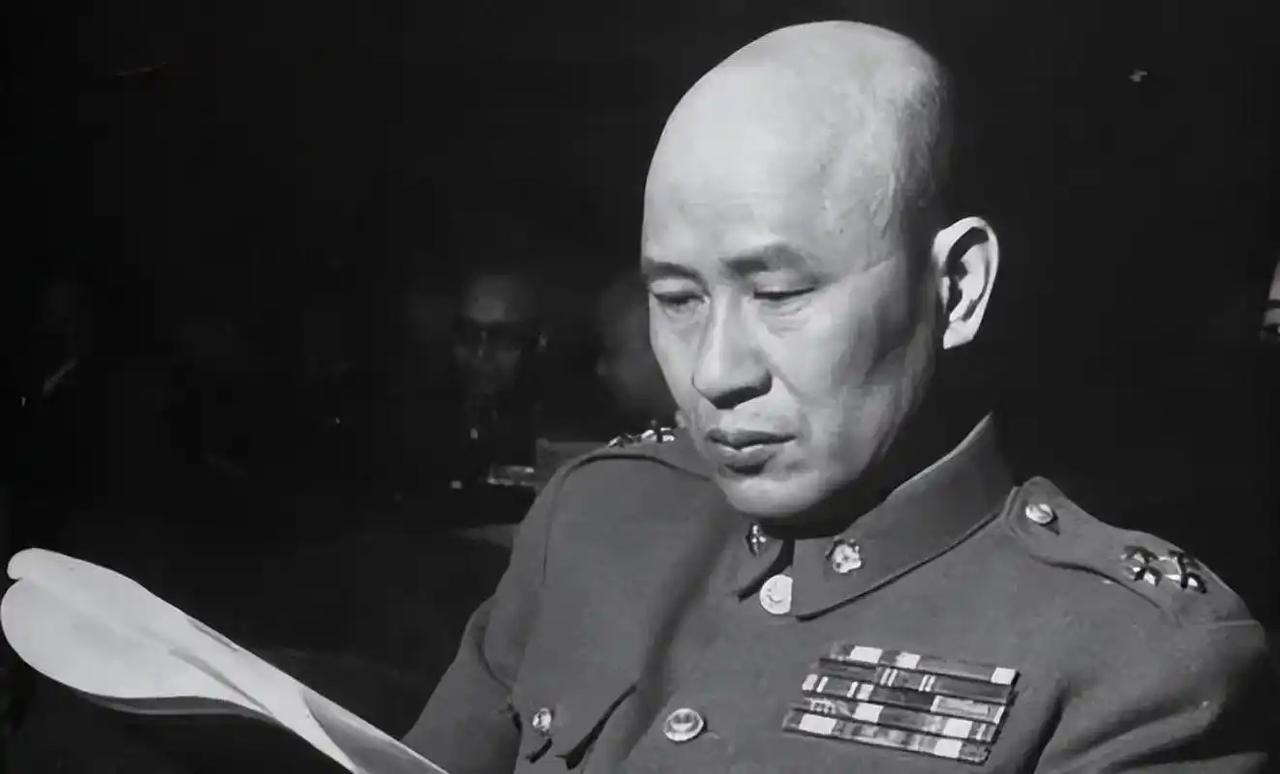 长征决策极度保密，连许多红军高级将领都不知道，白崇禧却提前半年就断定红军要走了。