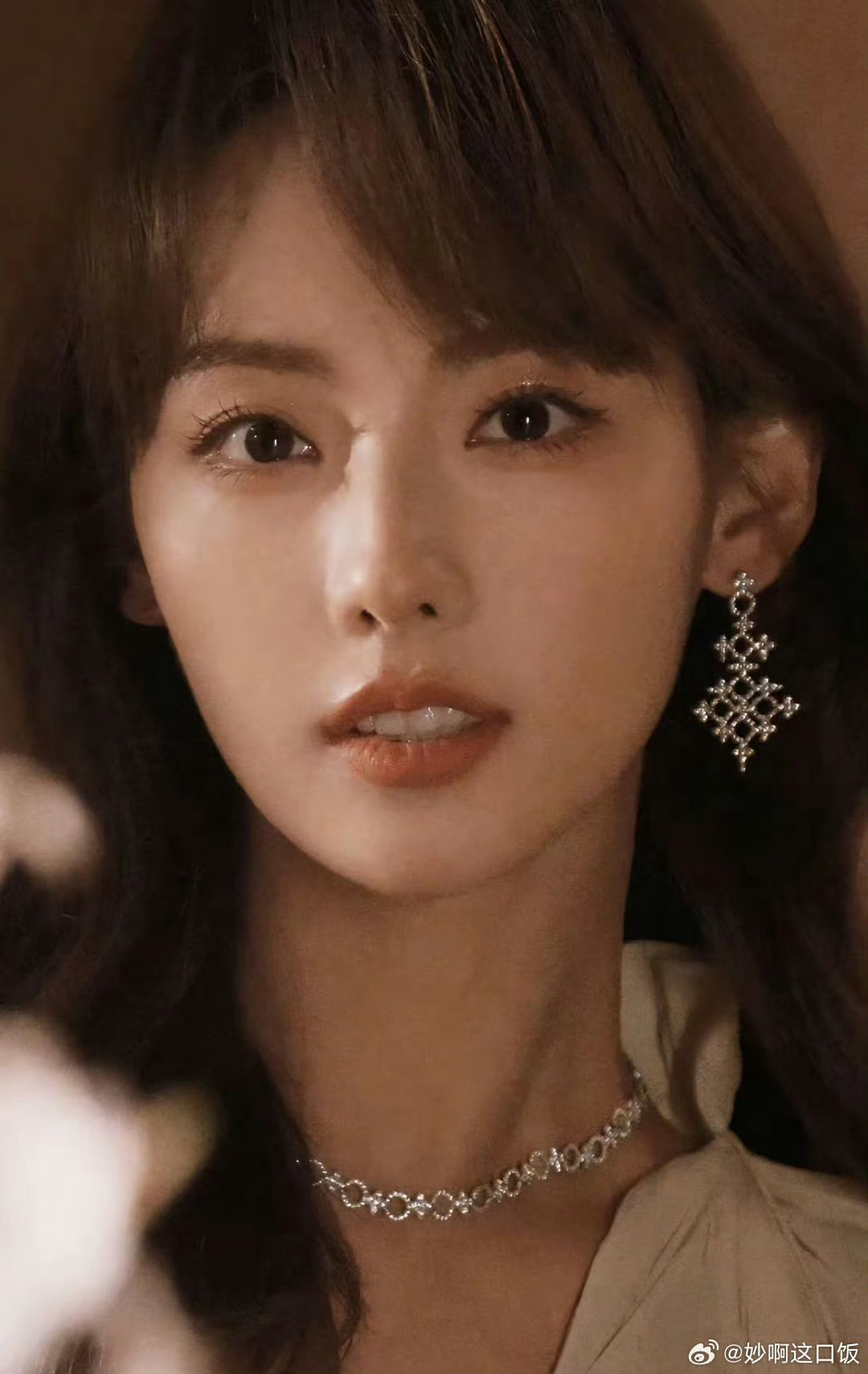 张嘉倪的经历张嘉倪这一路走来真的不容易，如果没有那段失败的婚姻她也不会像今天这样