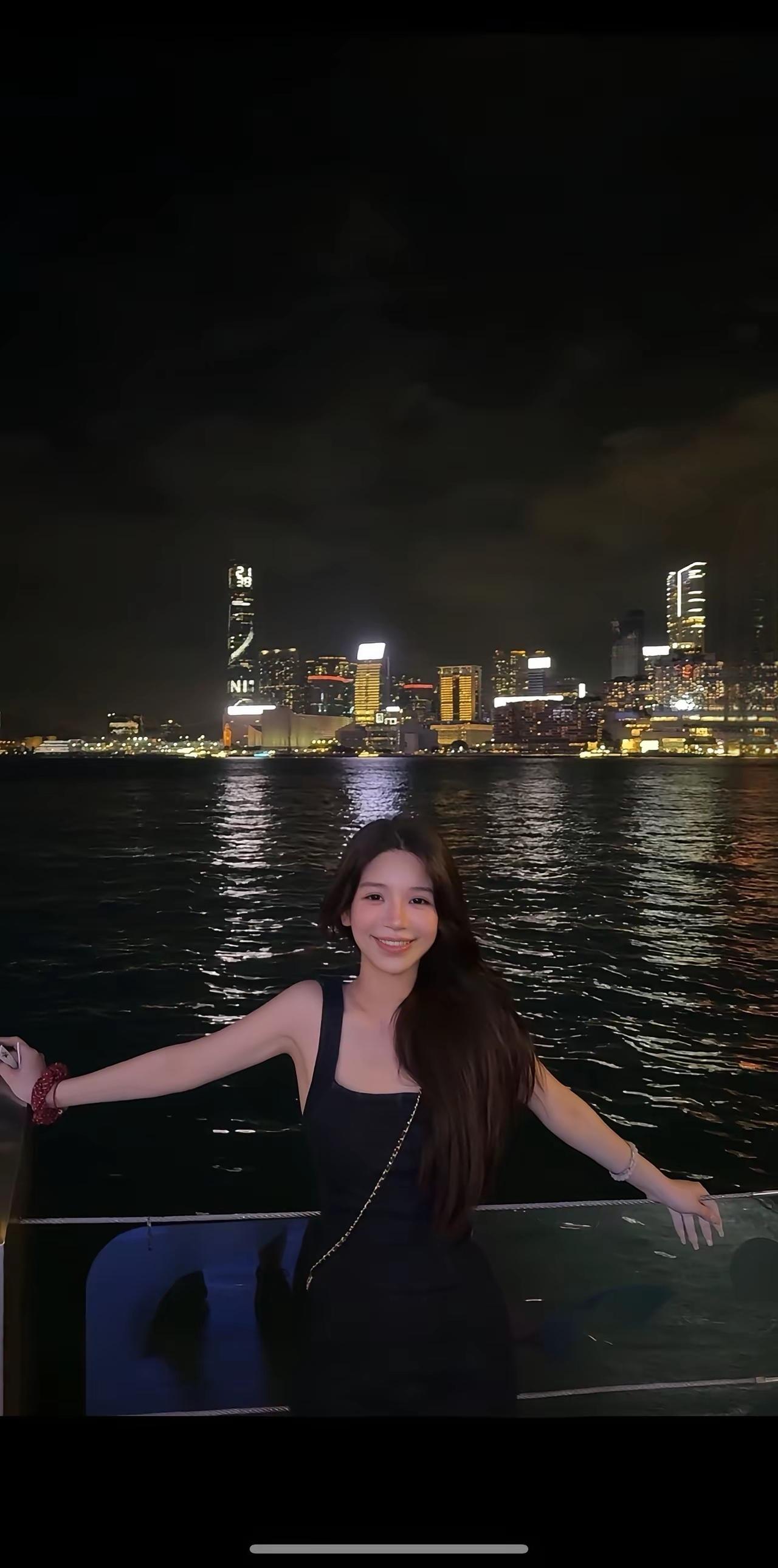 夜游香港，灯火辉煌，浪漫无边