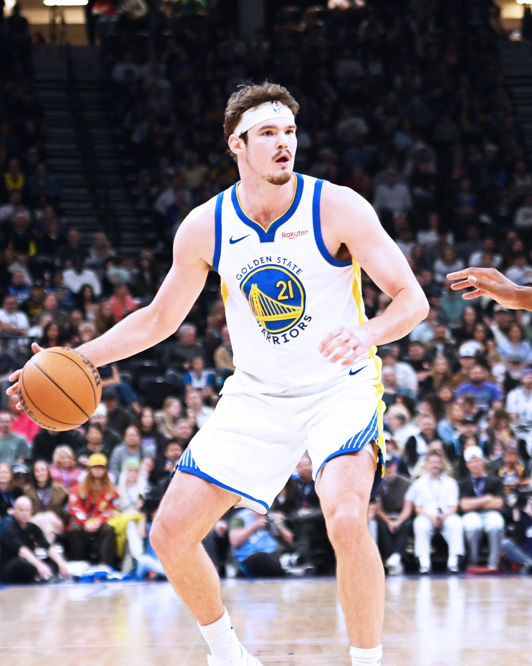 波斯特10分，4篮板，2助攻，1抢断。勇士vs爵士