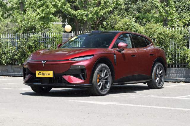 2026 款岚图追光S：纯电 SUV 优选