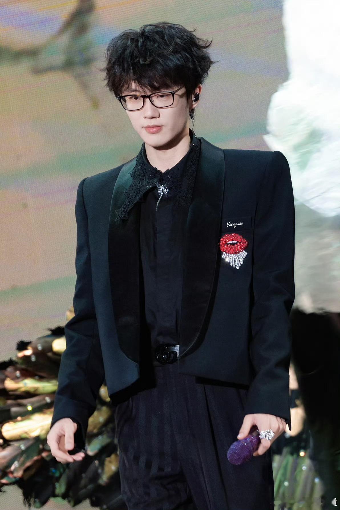许嵩杭州站预售时间我的青春终于来到杭州，七月双场演唱会开演，6月30死守屏幕抢票