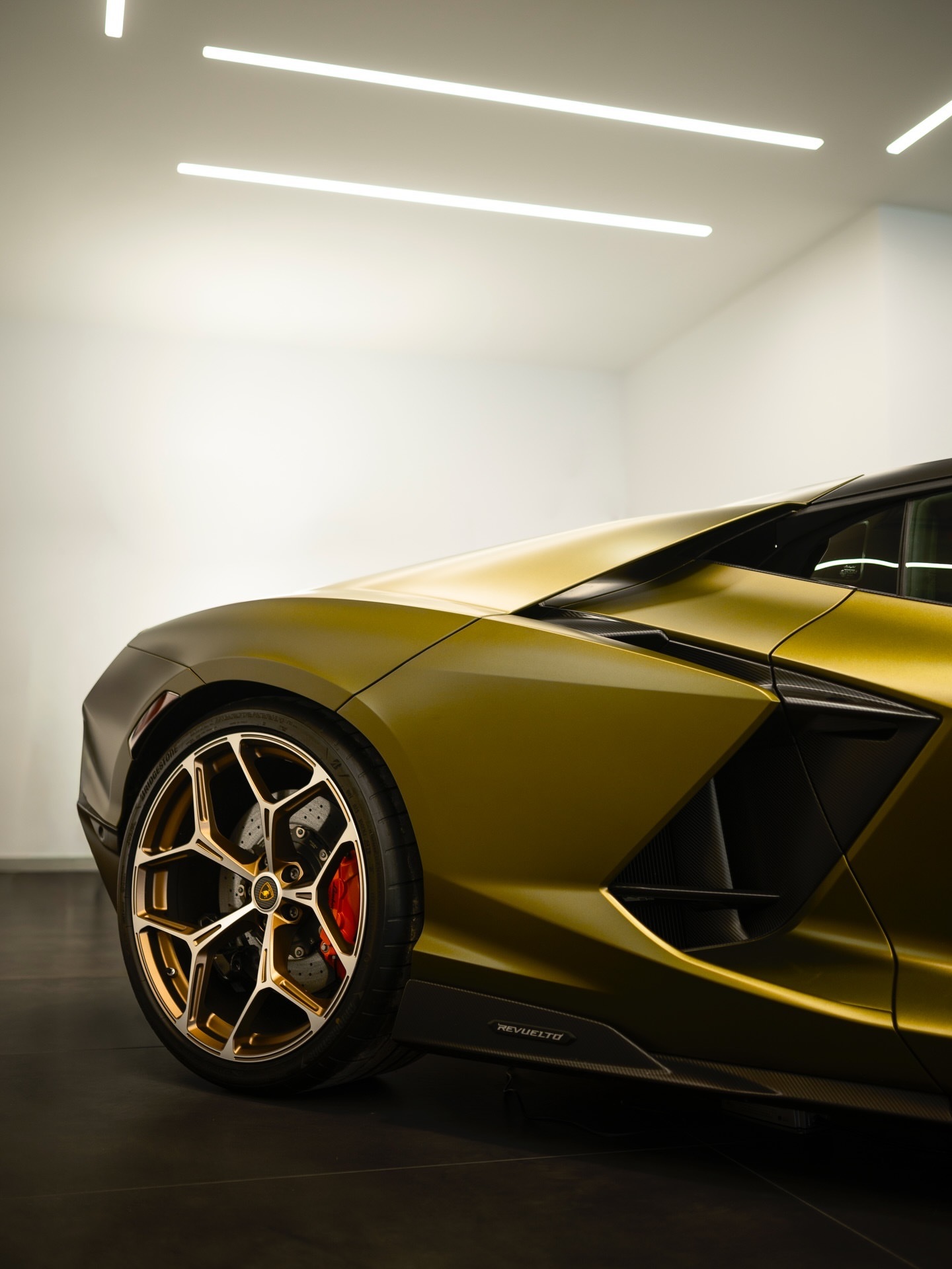 一组兰博基尼 Revuelto养眼一下，马年加油努力！..兰博基尼revuelt