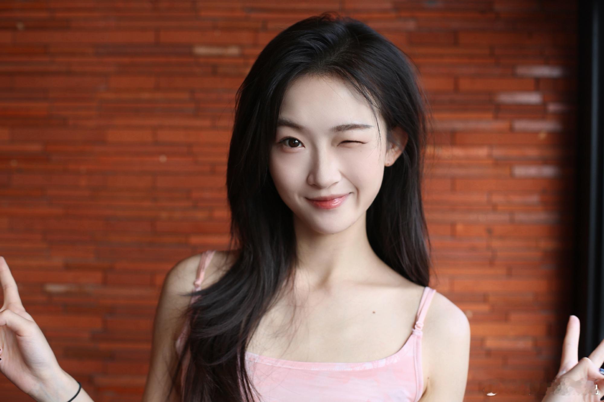 甘瑞琦 grq甘瑞琦沈小九 grq甘瑞琦故卿归 "春天樱花席卷而来,夏日蝉鸣不止