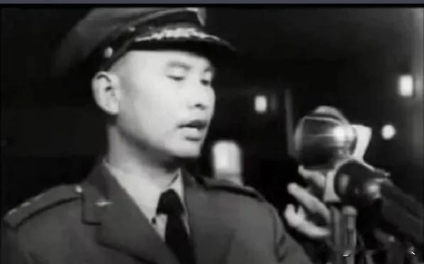 1957年，解放军副师长驾驶小船跑到台湾，毛主席大怒，立即叫来罗瑞卿处理这件事，