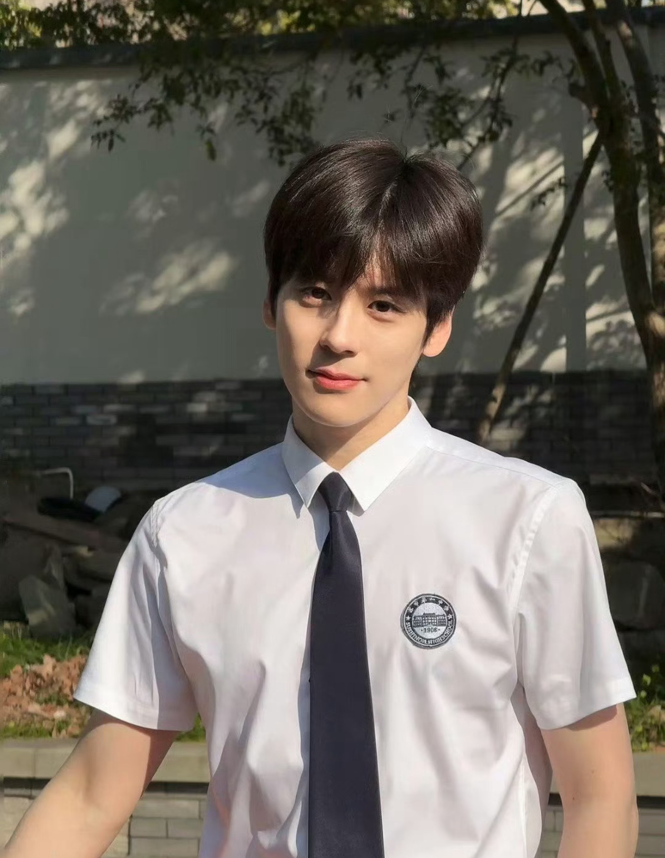 没有十年暗恋魏哲鸣不接 他演暗恋确实有东西。纪昱恒的人夫感，许淮颂的狐狸系苏感，