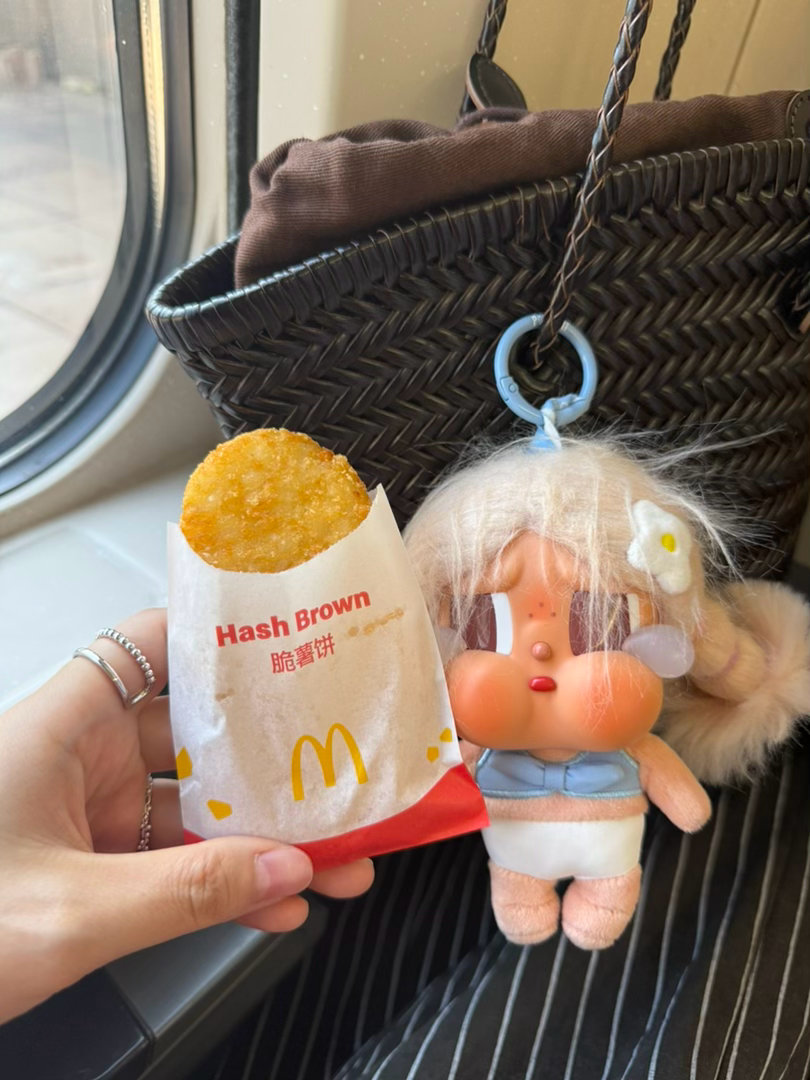 东站🚄回家看到这么🚕，立马掏出拍照，和朋友说还是广州好真的很安心外出一趟有感