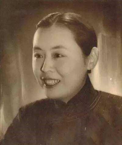 1939年，张幼仪问儿子的择偶标准，儿子回答：“好看，一定要好看！” 张幼仪心里