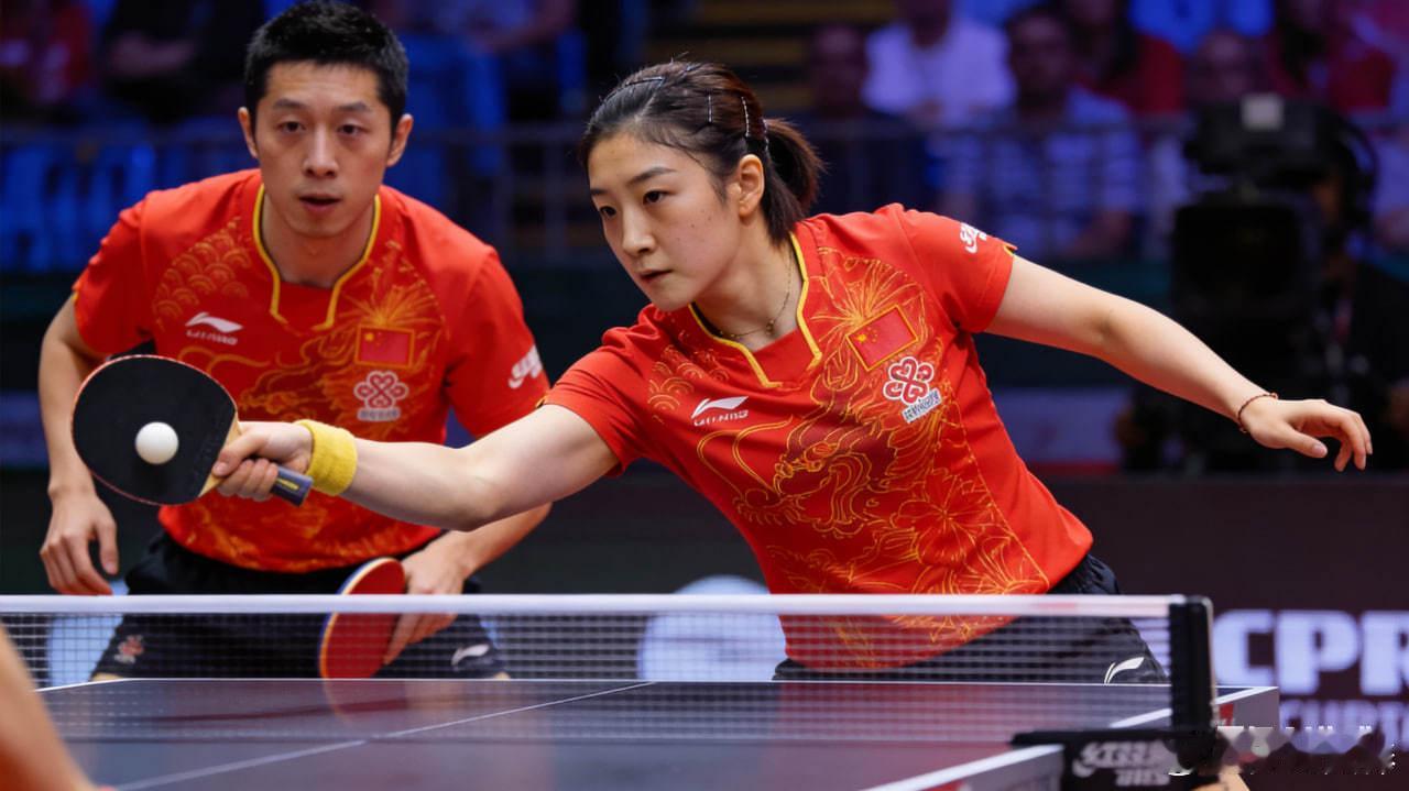 混团世界杯：国乒8-0横扫前亚军，王曼昱完胜华裔名将，孙颖莎轮休蓄力在备受瞩目的