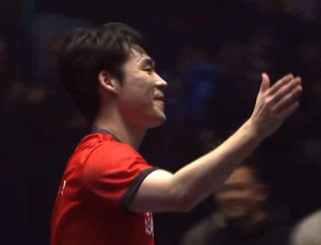 动容啊[作揖]
李尚洙和张禹珍赛后拥抱的这一幕真让人感慨！

11月1日，蒙彼利