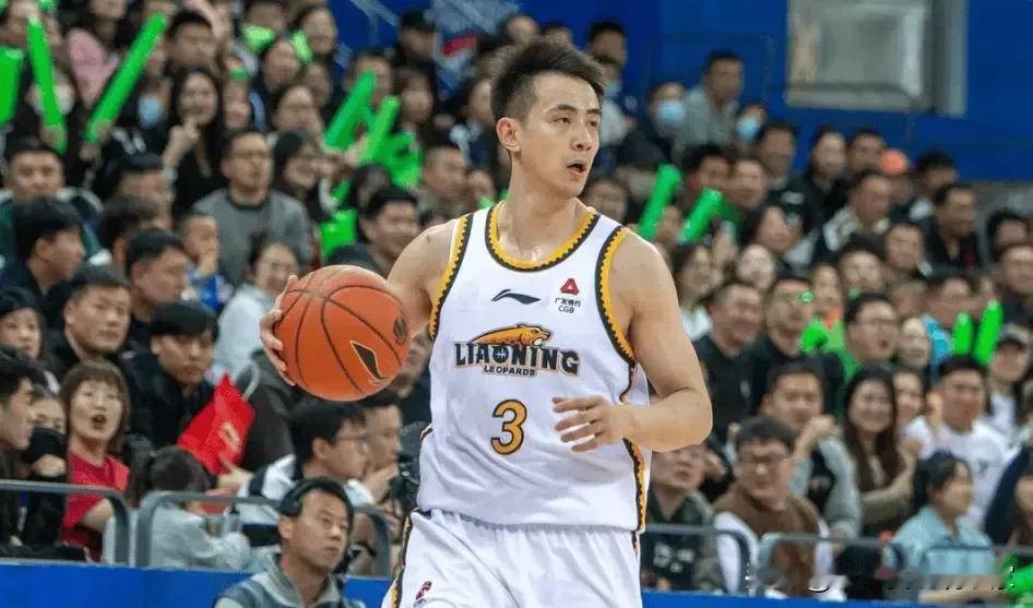 辽宁116-95广东，赛后辽宁球员赵继伟接受采访，三句话让人为辽宁祝贺
1：很高