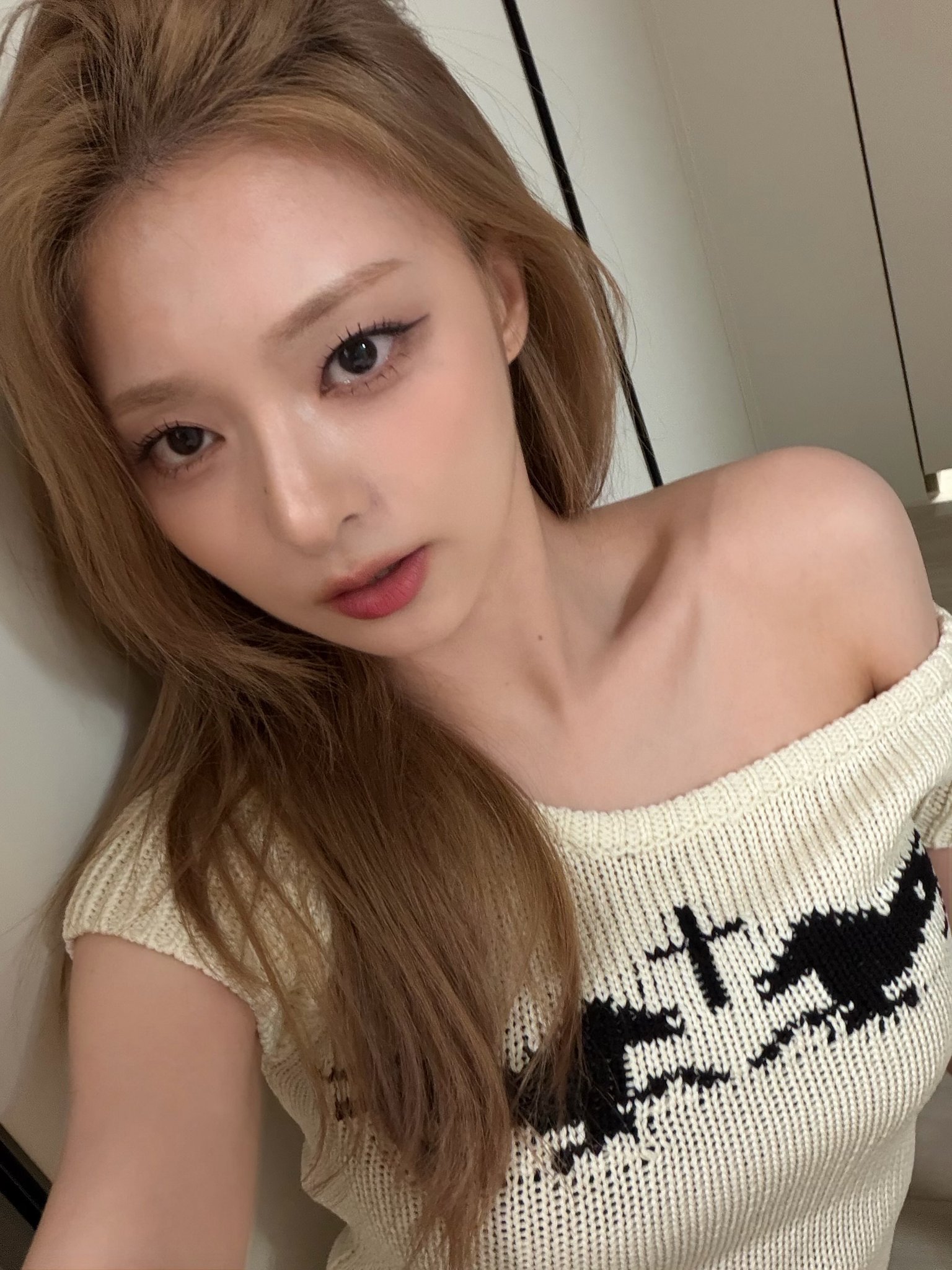 李娜炅 🐣蜜桃笑颜李娜炅 260705 娜炅ins更新 