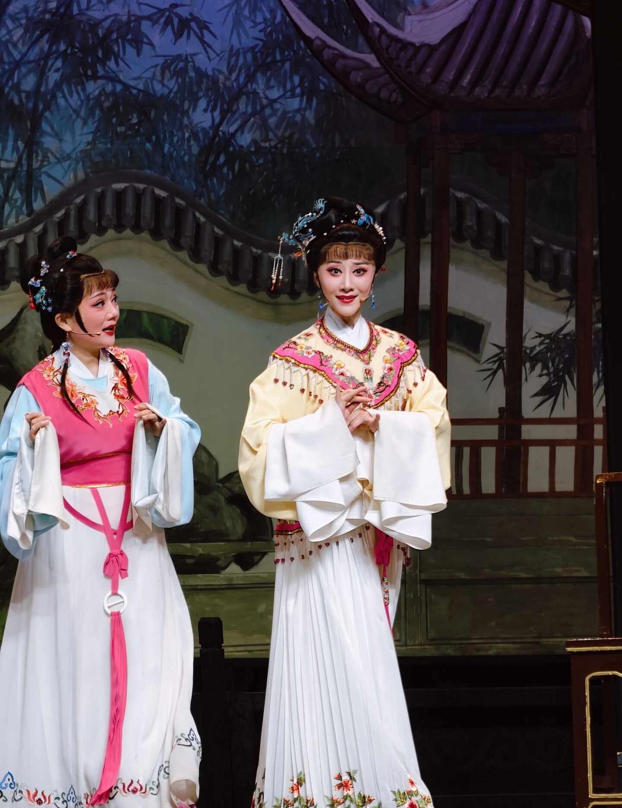 盛舒扬 苏州《梁祝》
好不容易来苏州演出梁祝，结果今天等于只看了半场😭
过程中