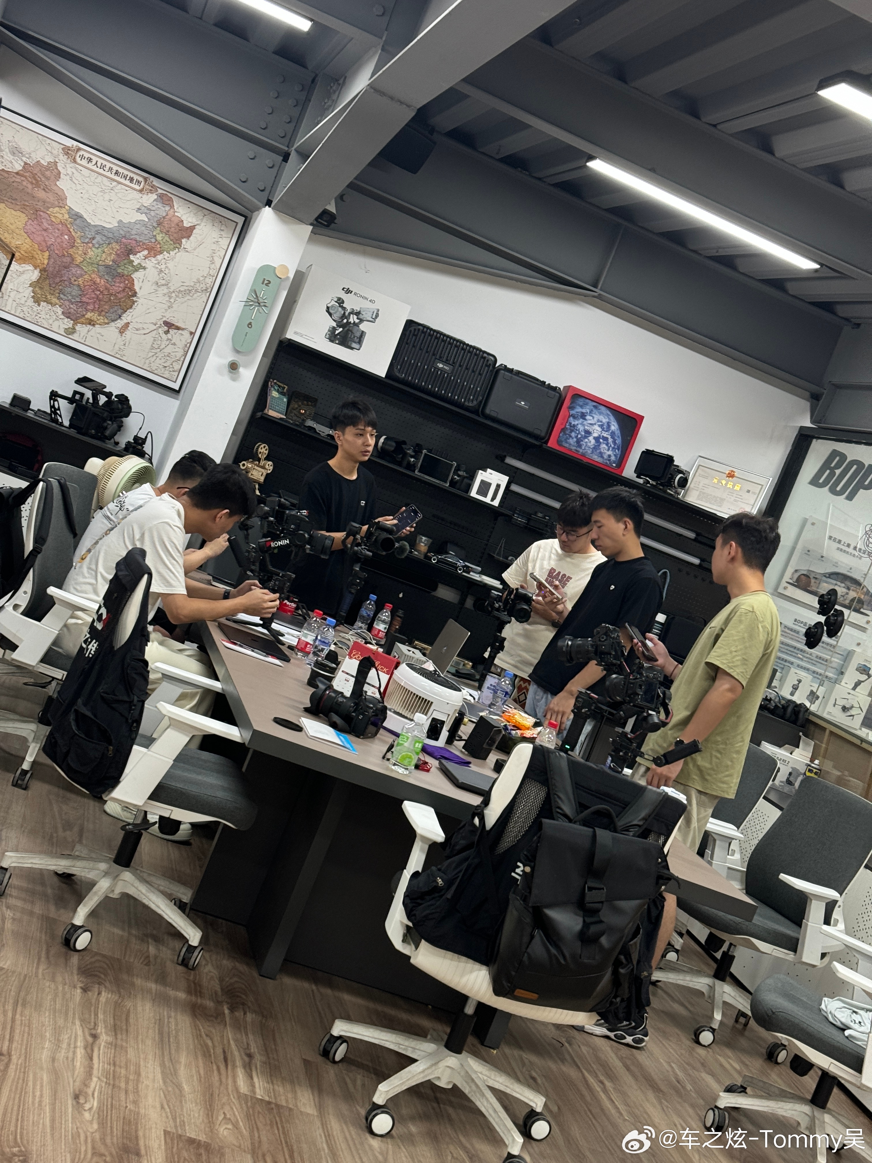 第16期视频拍摄与剪辑学员到位第17期开班时间9月 现开始报名  ​​​