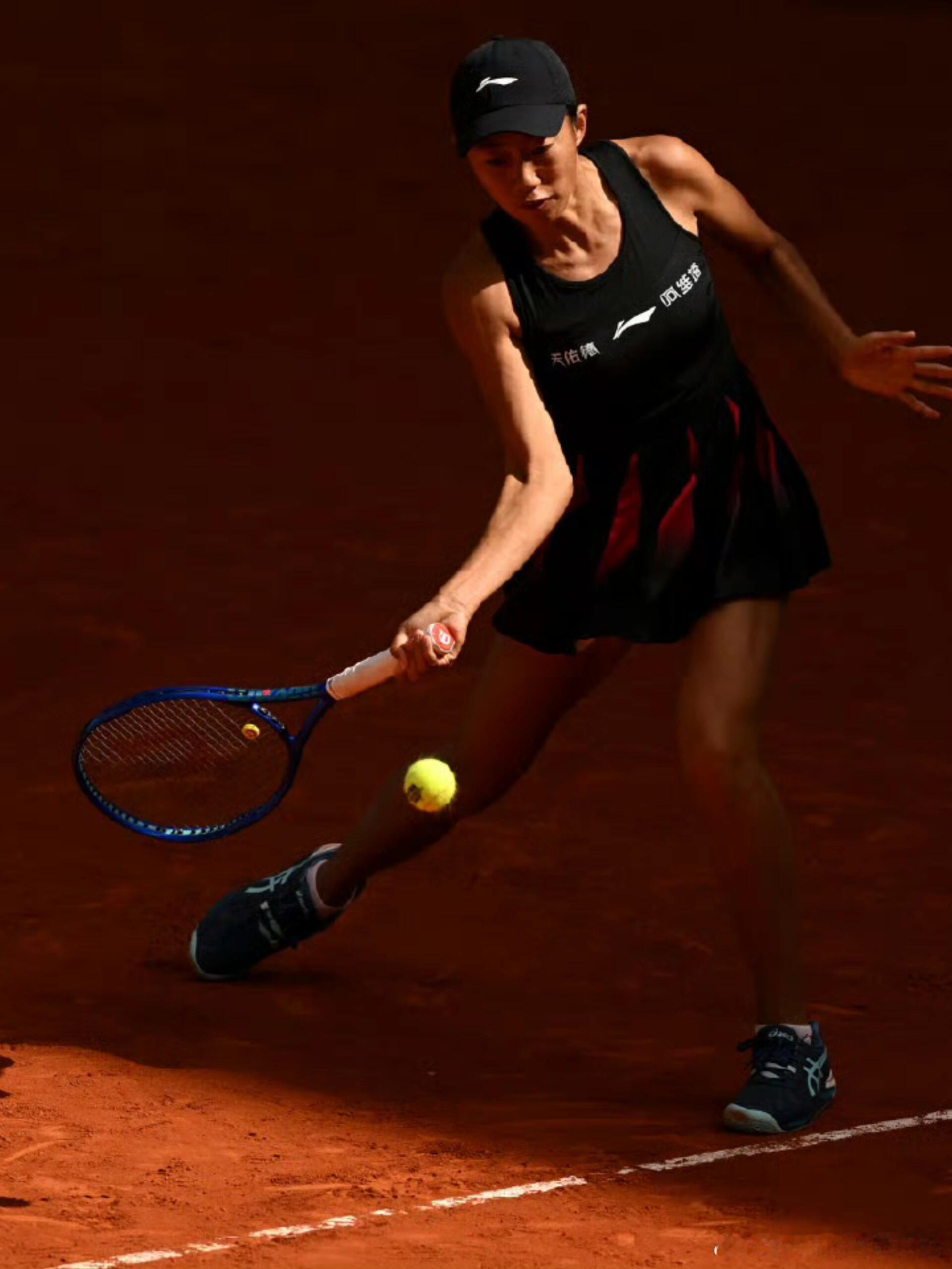 4.24日赛程 郑钦文🇨🇳中心场，张帅🇨🇳，莱巴金娜🇰🇿出战！中心场