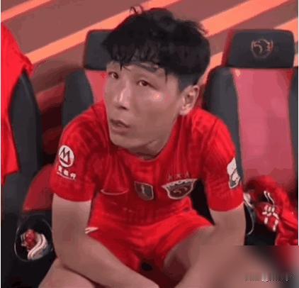 161天没开胡，外头都嘲笑他老了废了，结果人家硬靠半箱油砸出了逆转局。
8月2