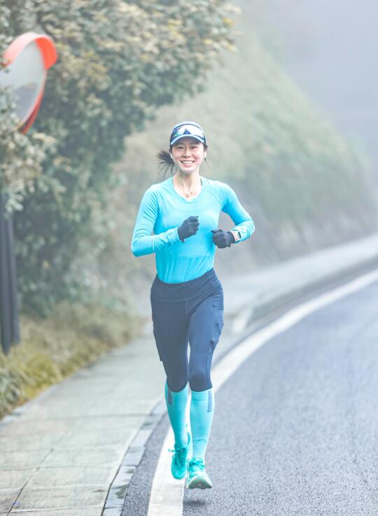 晨跑15k｜跑入仙境，怎么不是仙女呢