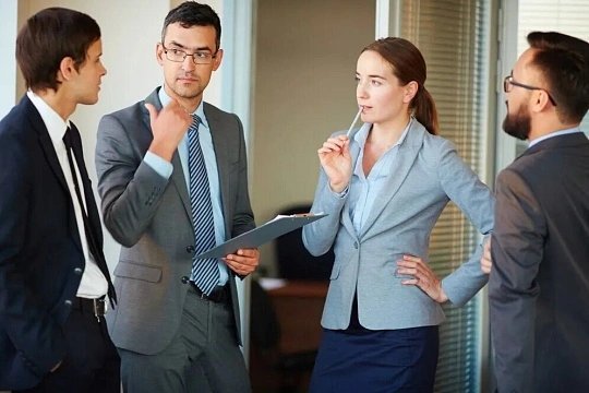 会接话是一种高级能力和人相处最舒服的瞬间，莫过于自己随口的碎碎念、不起眼的小开心