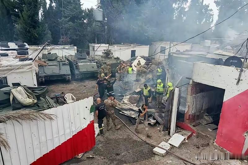 以色列闹出了事故，两名士兵操作无人机时自己把自己炸死了，大概原因是无人机故障造成