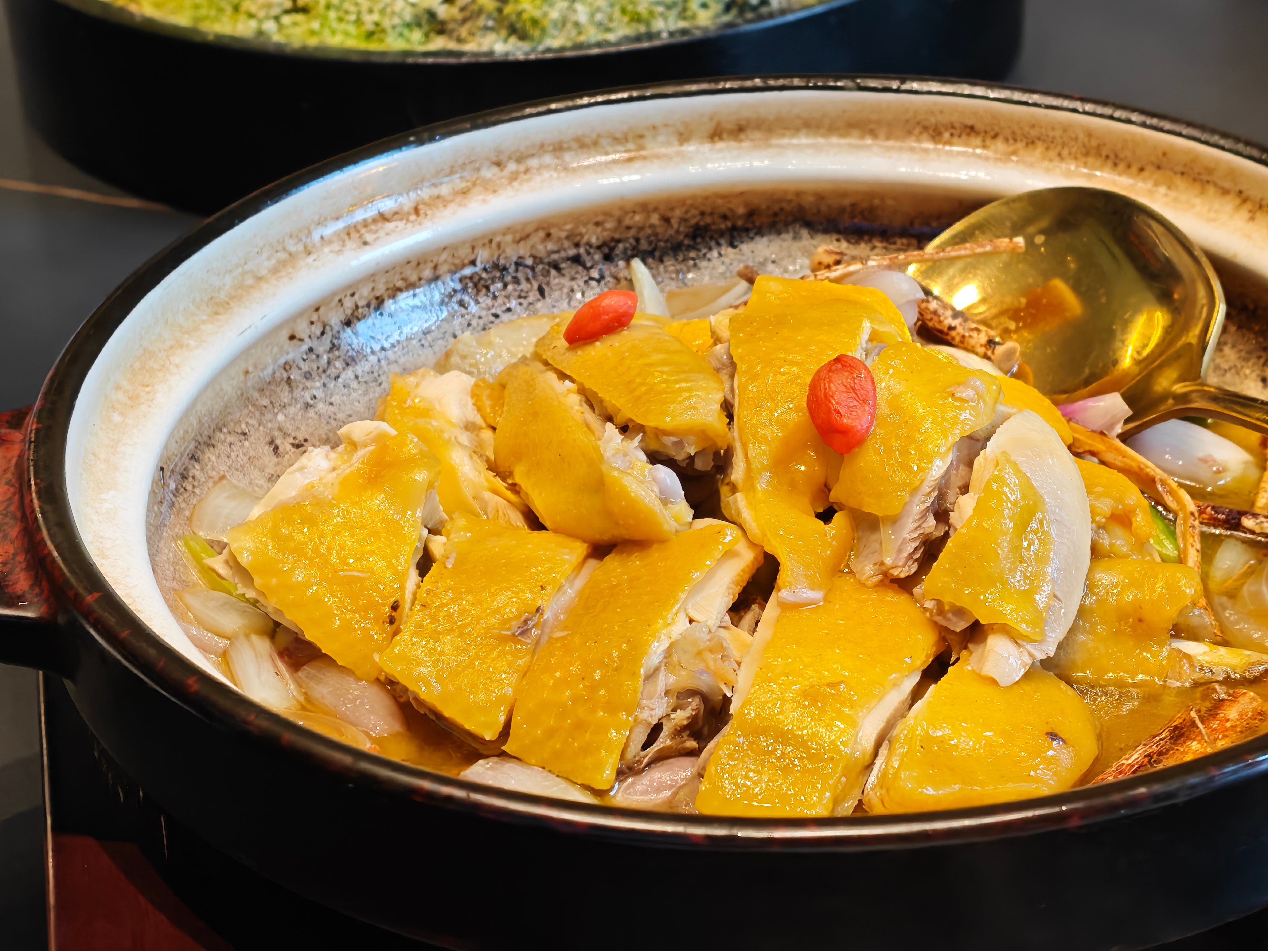 朋友们，虽然…（你懂的）…但还是要好好吃饭呀！事已至此,先吃饭吧