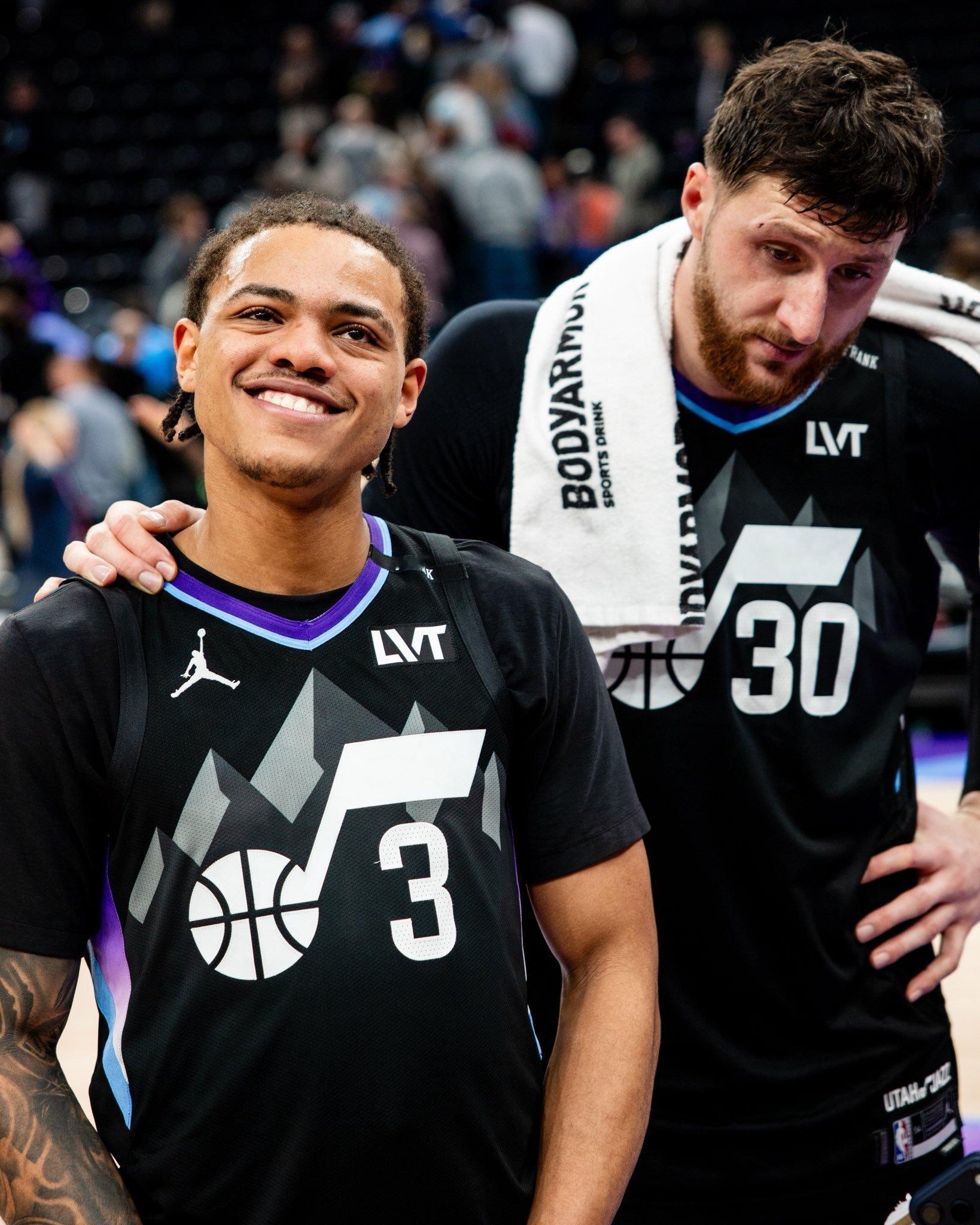 今天爵士末节12分逆转森林狼没有马尔卡宁乔治43分努尔基奇打出一个三双16+18