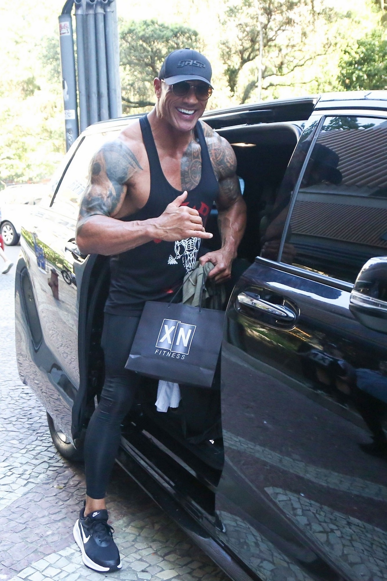 Dwayne Johnson 2日巴西里约热内卢外出健身 