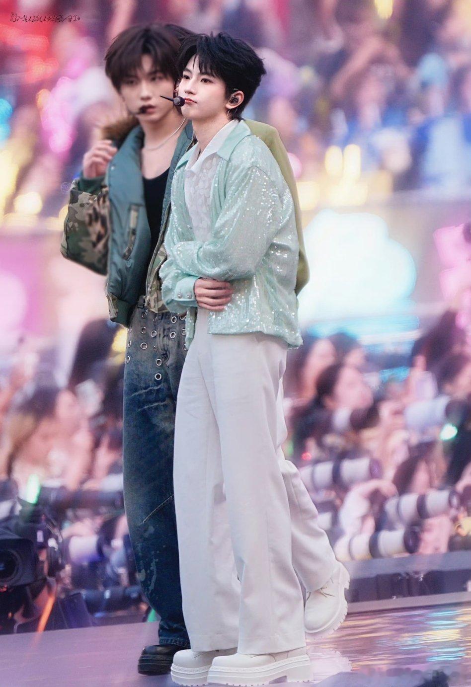 穆祉丞 王橹杰站姐出图，今天出图是不是很权威 橹穆