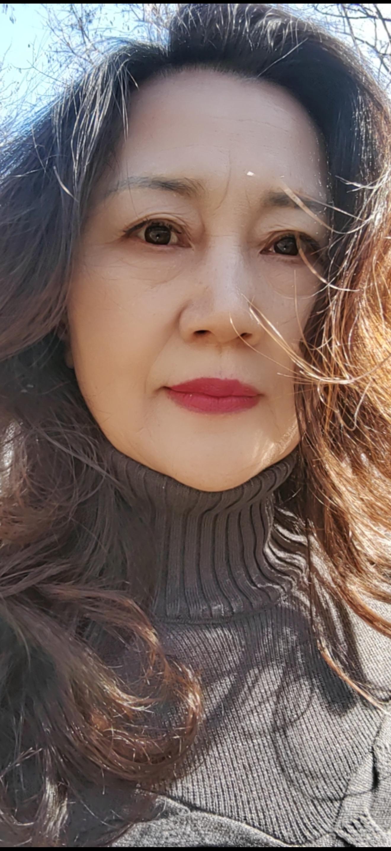 一生很短，把心放宽一点，把事看淡一点，让一切顺其自然，人生无论得失，都...