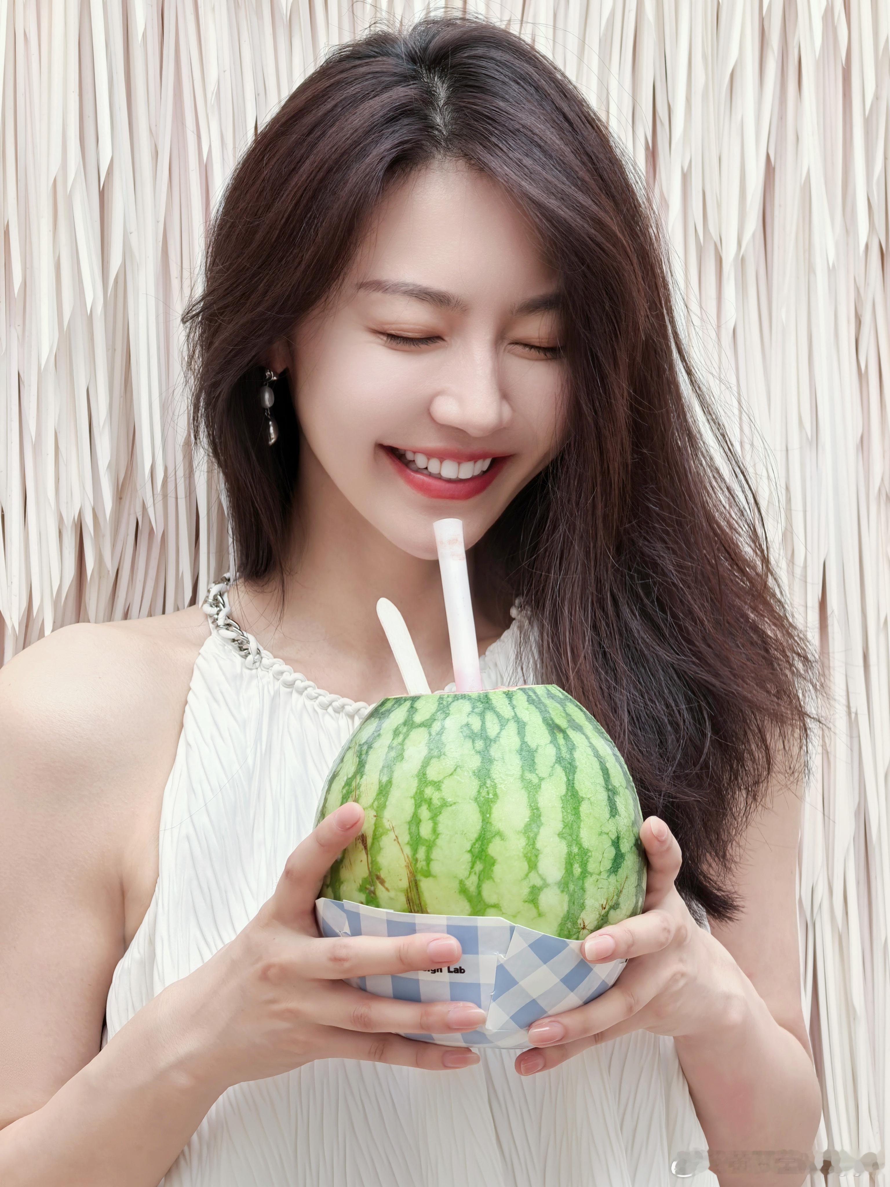 黄梦莹[超话] 