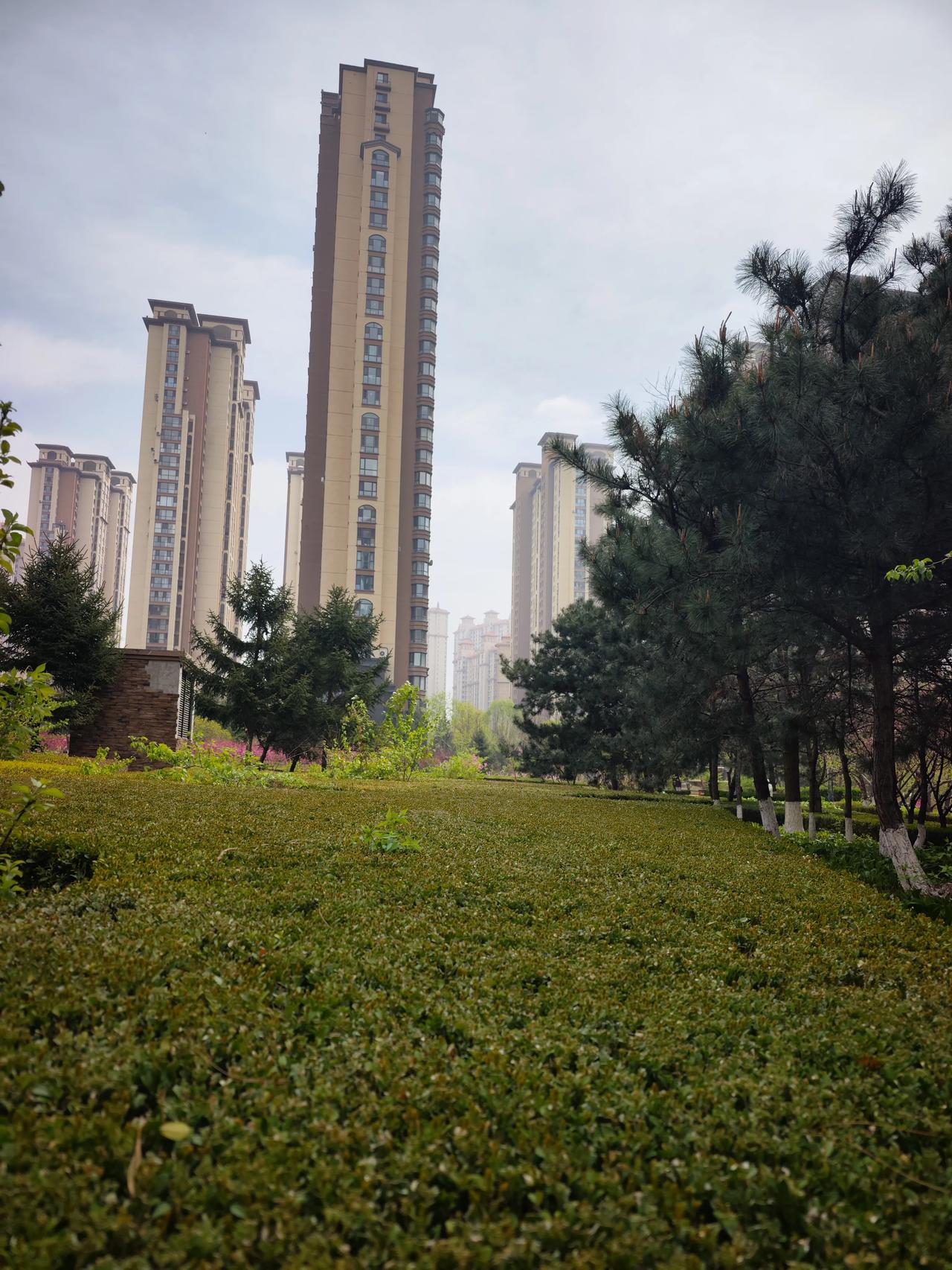 伊朗通过公共媒体，对全国宣布，他们战胜了美国，成为这场战争的胜利者。同时伊朗将在