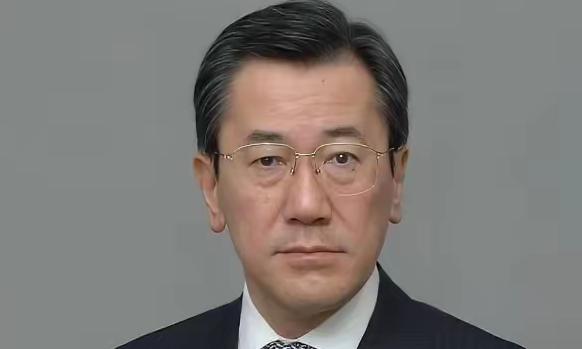 日本大使发威胁，冲绳独立呼声高，历史旧账谁来算？
日本驻澳大使山上信吾前几天在网