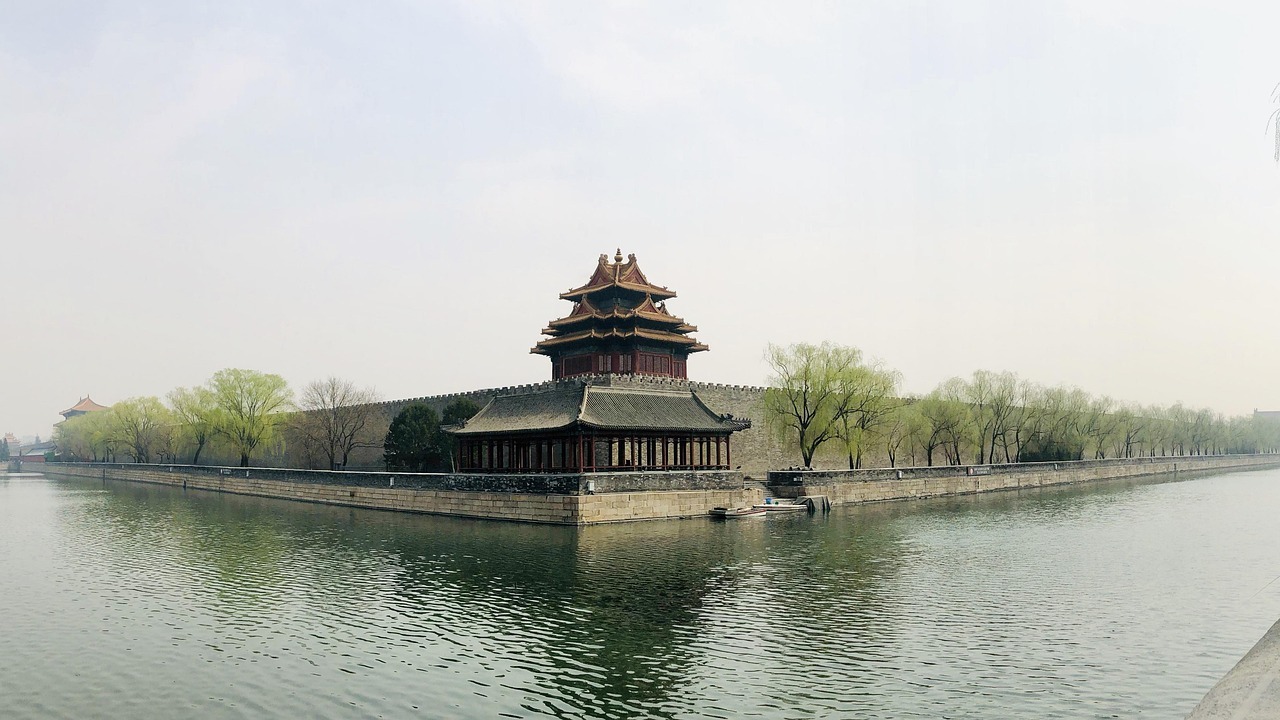 北京消费者买机器狗，现在直接享受15%立减补贴，单件最高省1500元。政策将具身