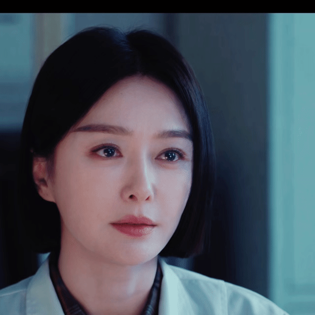 秦岚替黎小莲道歉明明是秦岚太会演了，真的把黎小莲的复杂演活了[开学季]眼神戏真的
