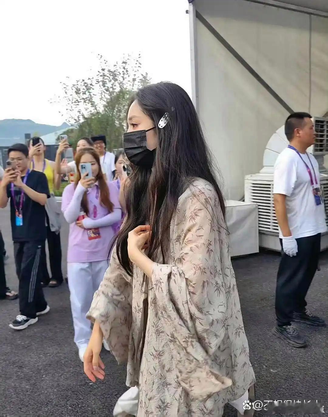 实在不敢想杨幂现实中有多绝，颜值天花板级，怕是追求者能排成长队 