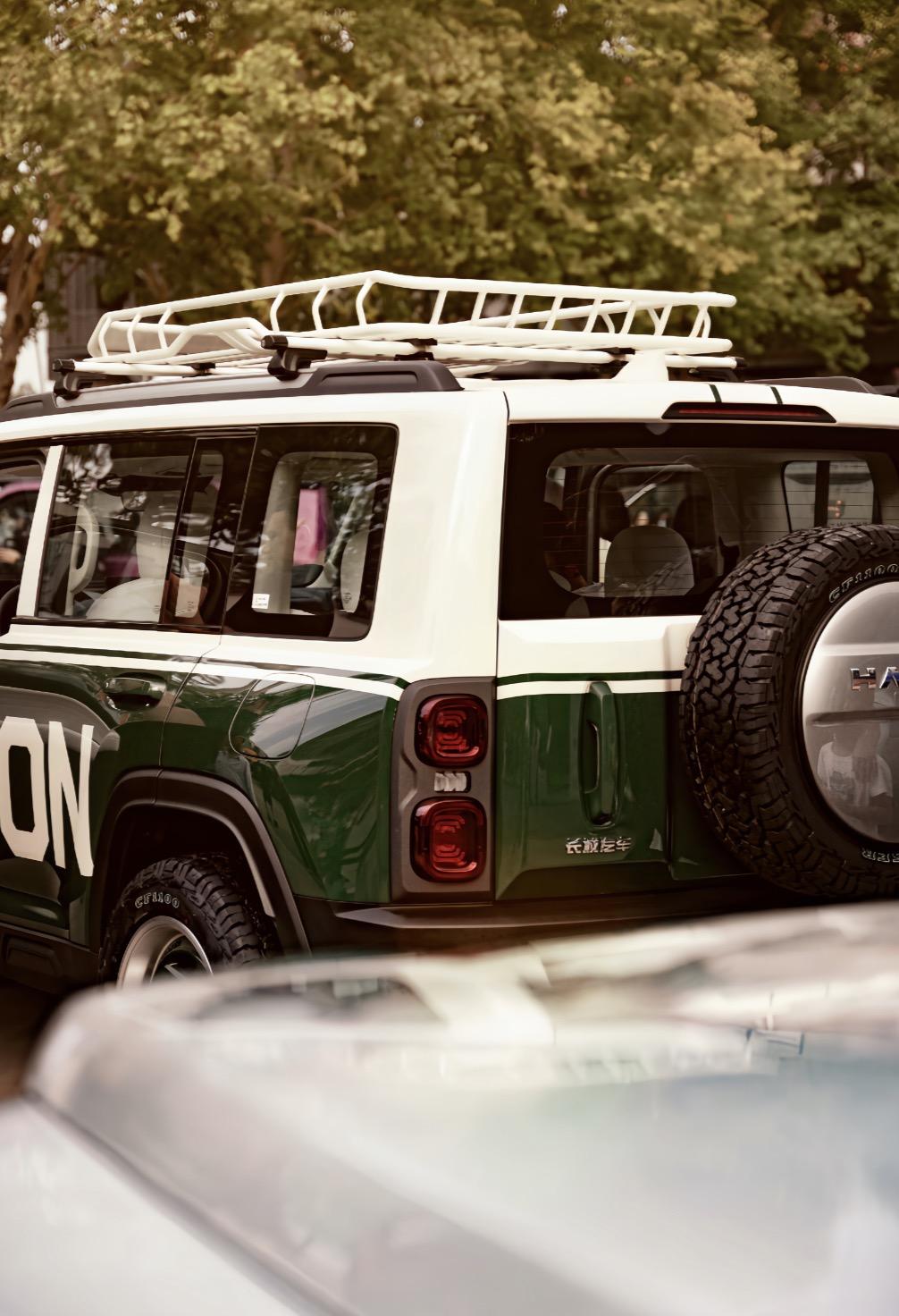 近日，哈弗在北京751 D-PARK 火车头广场开展了一场“颜值即正义”的哈弗猛