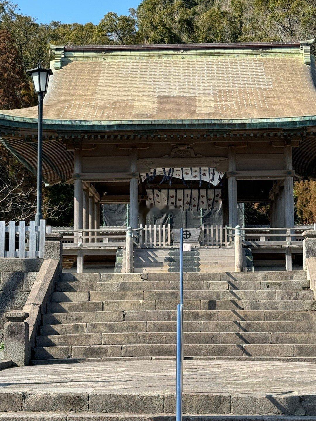 鹤岭神社，萨摩岛津家代代神社。然后我在这里听到了上海话。 