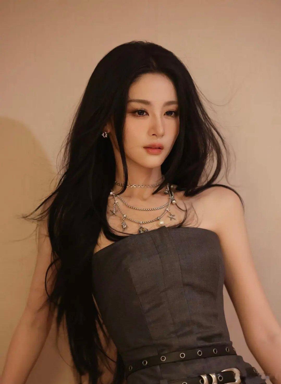 赵晴适合冷脸 能不能赶紧放弃甜美 