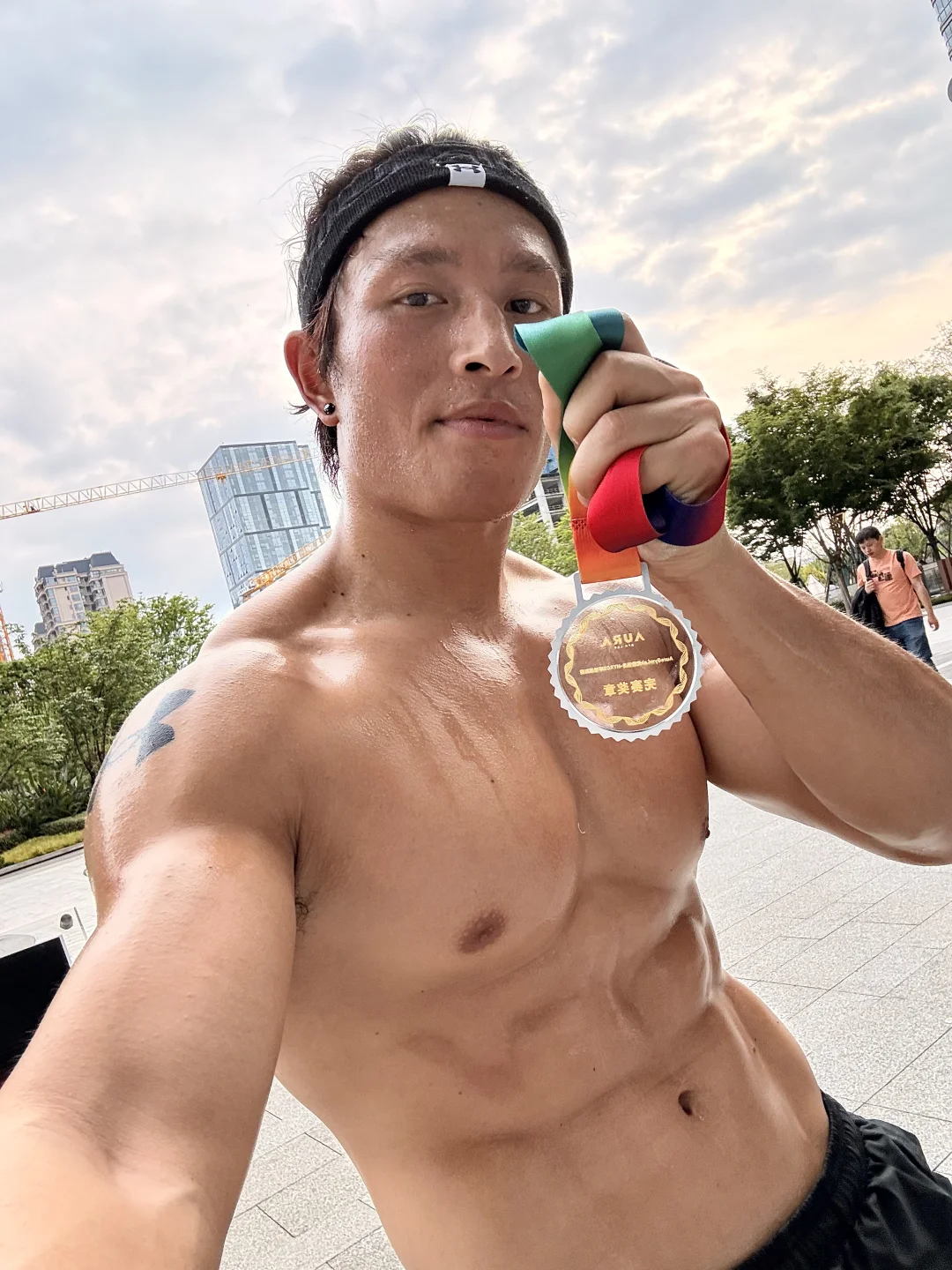 被HYROX半程虐成一道菜