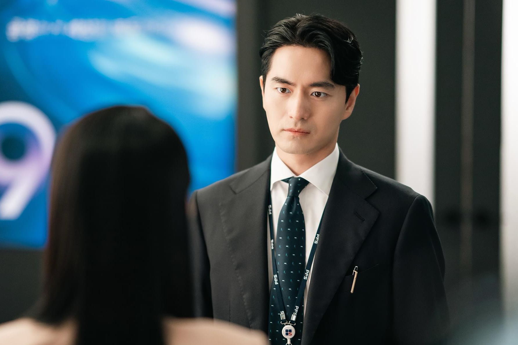 你通过哪部作品认识李阵郁： ​​​