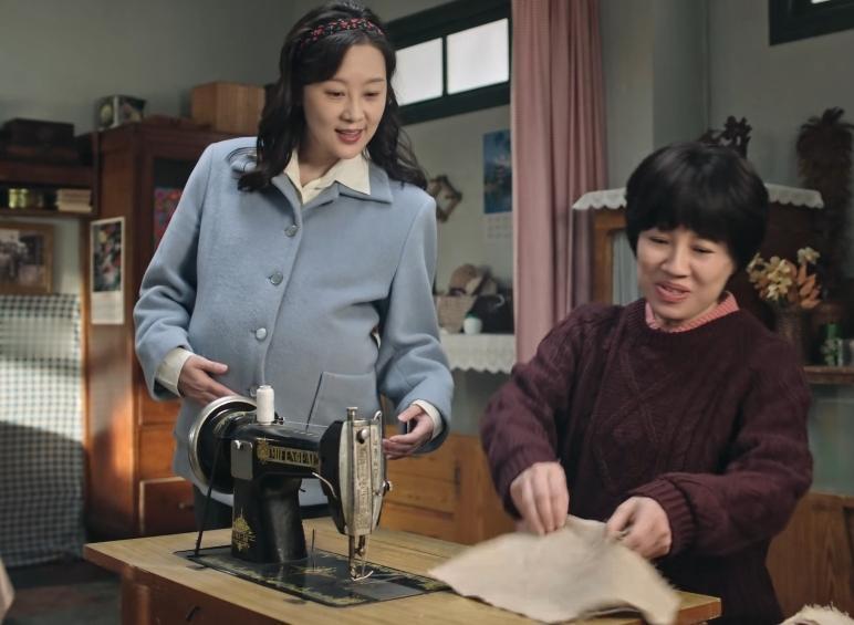 《生逢其时》告诉观众：实力一般的导演和编剧，千万别碰年代题材！ ​​​