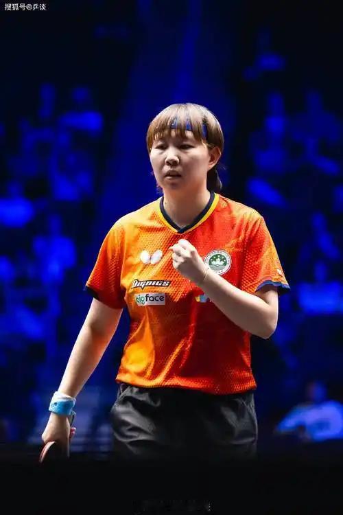 王曼昱 2-0 陈梦
孙颖莎 1-1 朱雨玲
11月15日晚8:30，第15届全