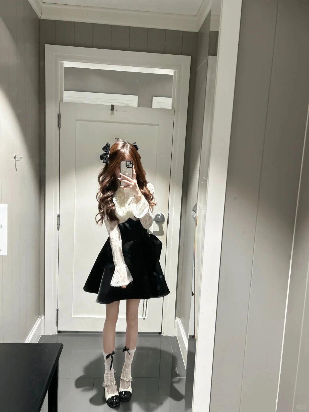 这套衣服穿着感觉好乖