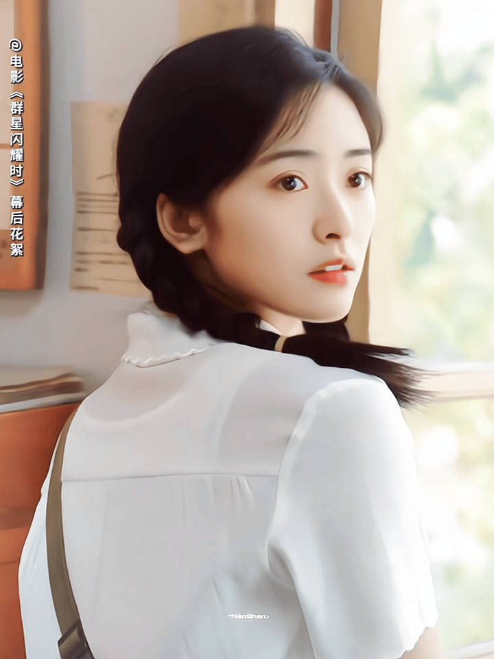 沈月特邀出演黄渤吴磊新片好瘦的小脸，大荧幕多多的来吧